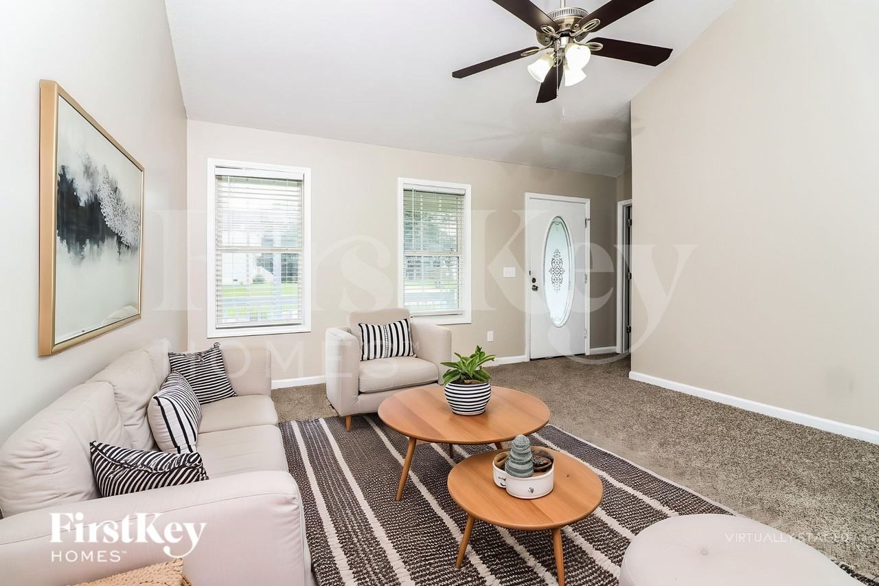 82 Broadlands Dr - Photo 6 of 19
