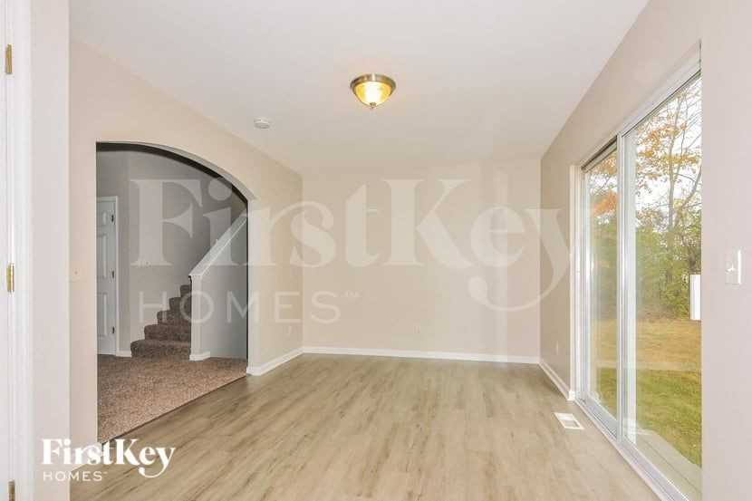 15 Glen Meadows Dr - Photo 5 of 15
