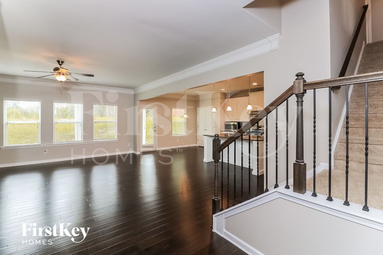 272 Persian Ivy Way - Photo 2 of 15