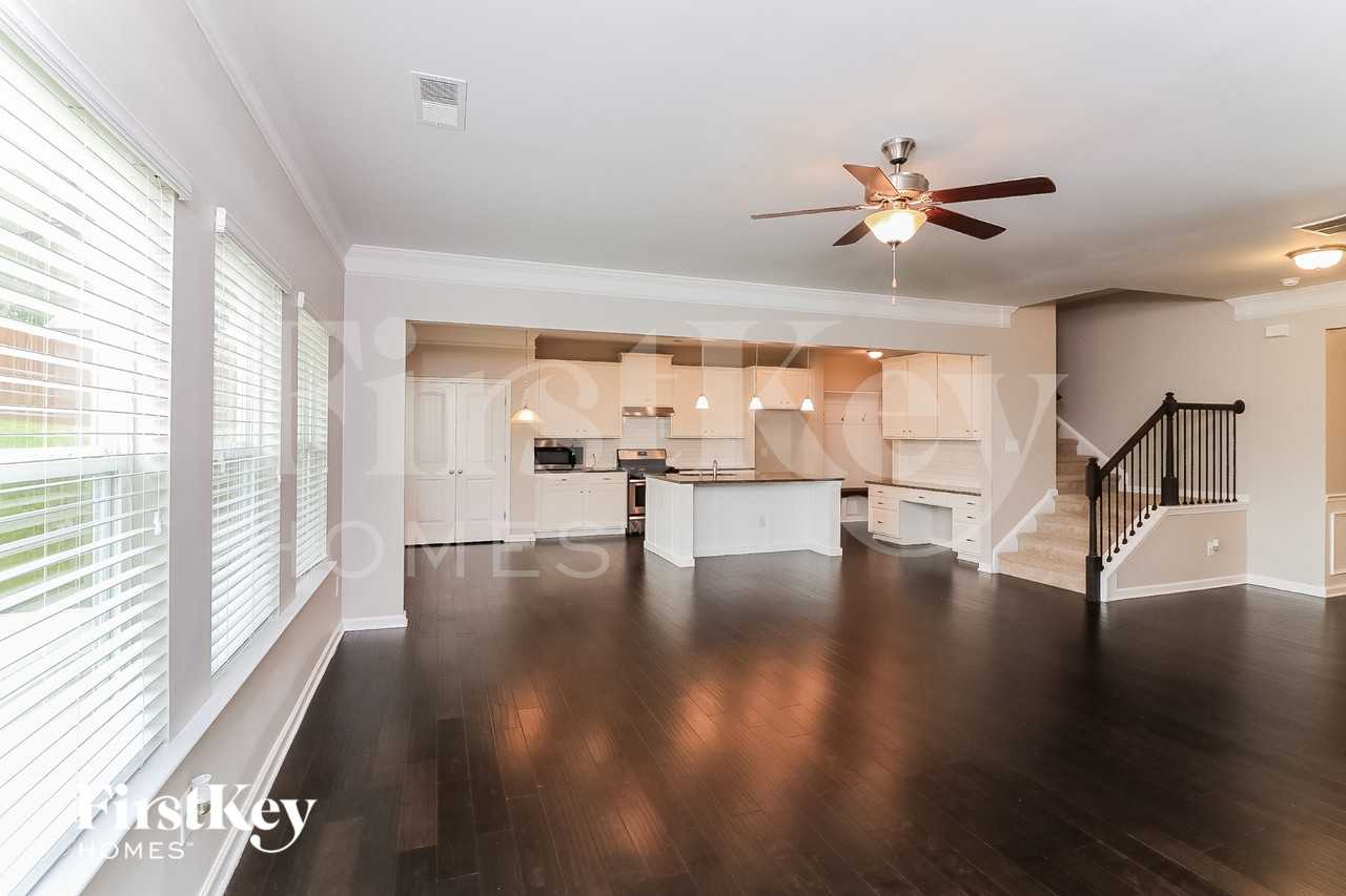 272 Persian Ivy Way - Photo 6 of 15
