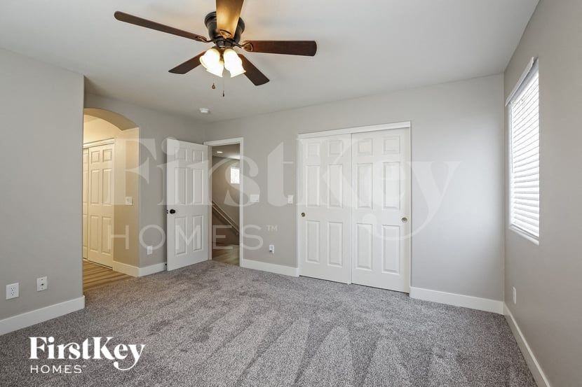 817 Fort Mandan Ct - Photo 7 of 15