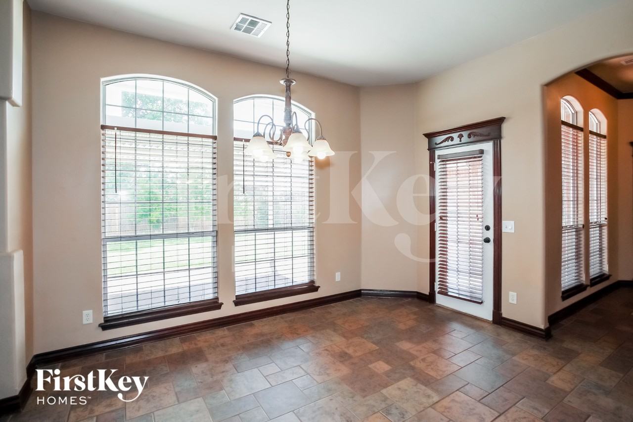 17100 Holly Burn Cir - Photo 4 of 15