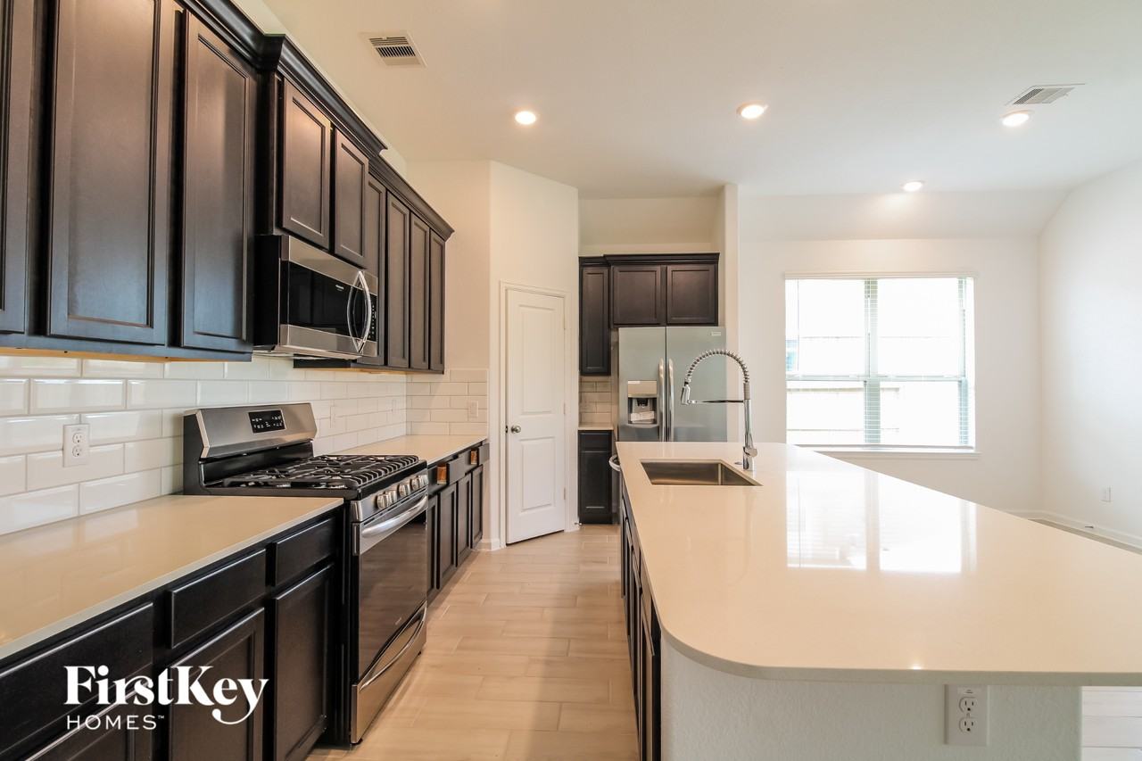 4222 Redford Valley Rd - Photo 6 of 15