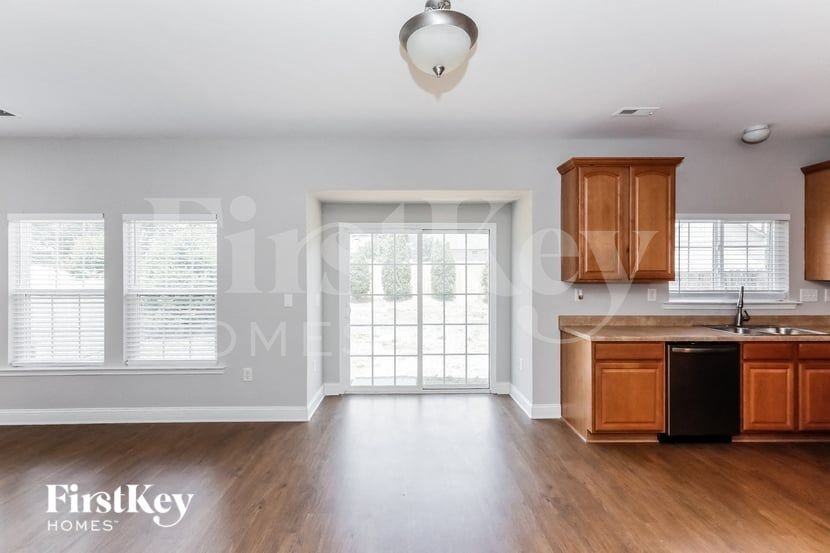 213 Lameshur Ln - Photo 5 of 15