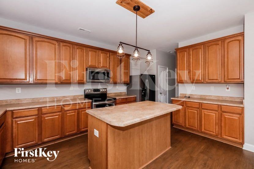 213 Lameshur Ln - Photo 6 of 15