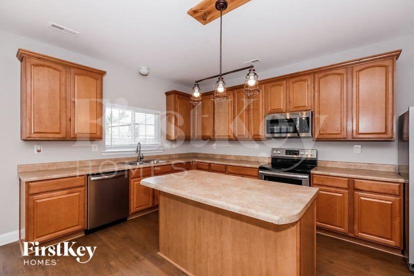 213 Lameshur Ln - Photo 7 of 15
