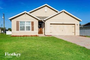 1402 Nw Juanita Pl - Photo 1 of 1