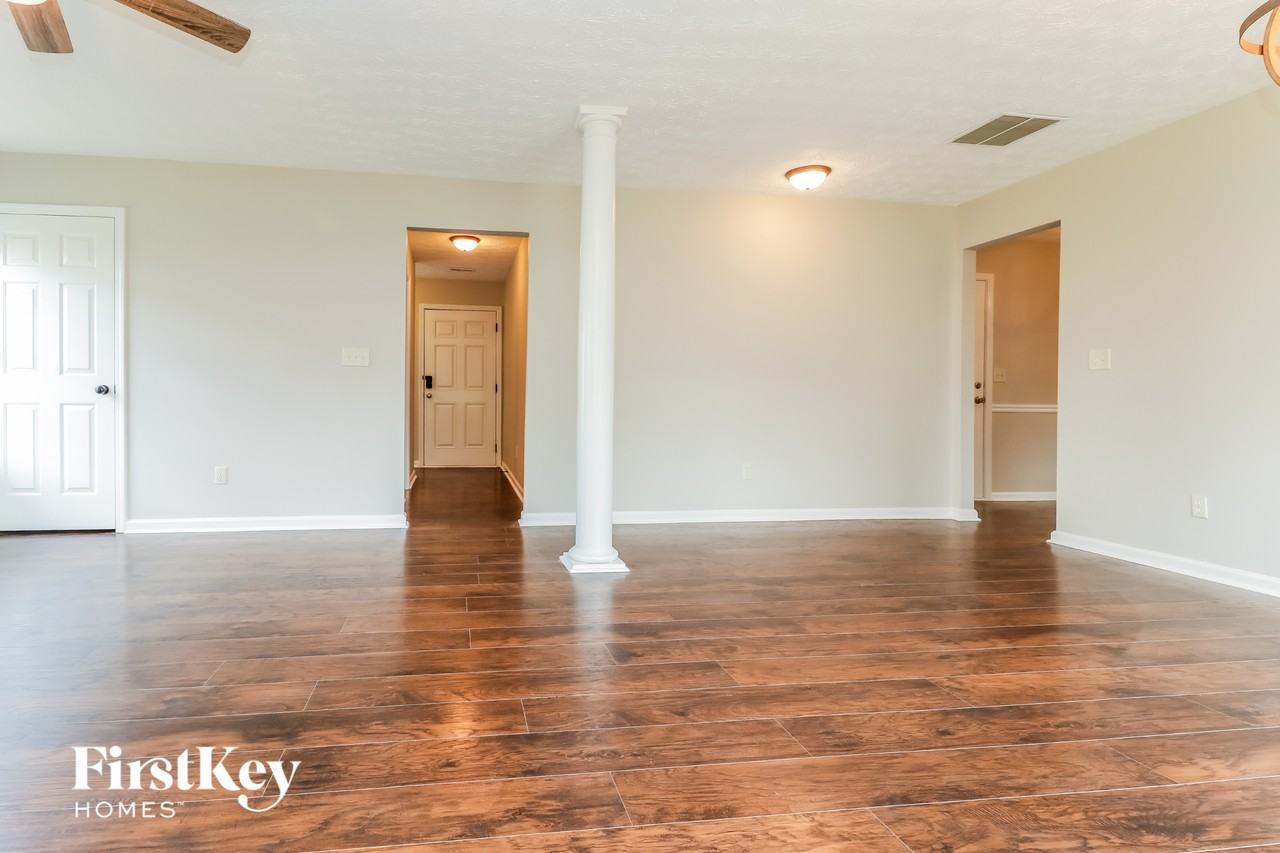 4015 Mission Way - Photo 2 of 15
