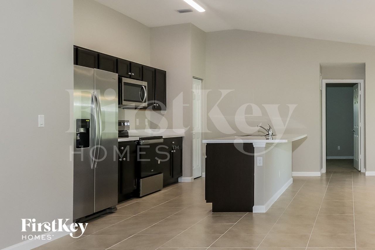310 Sw Undallo Rd - Photo 6 of 15