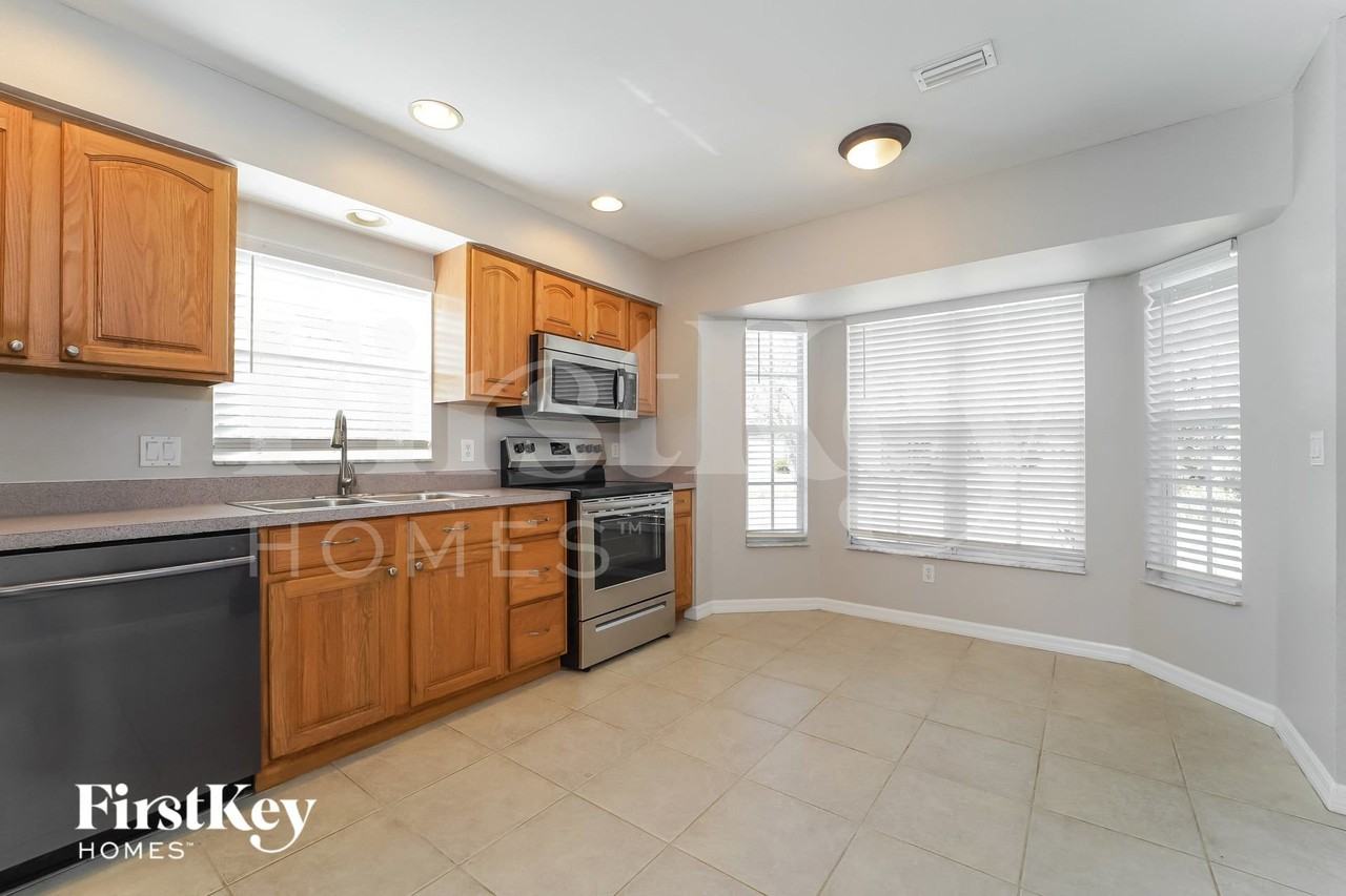 3863 Atwater Dr - Photo 6 of 15