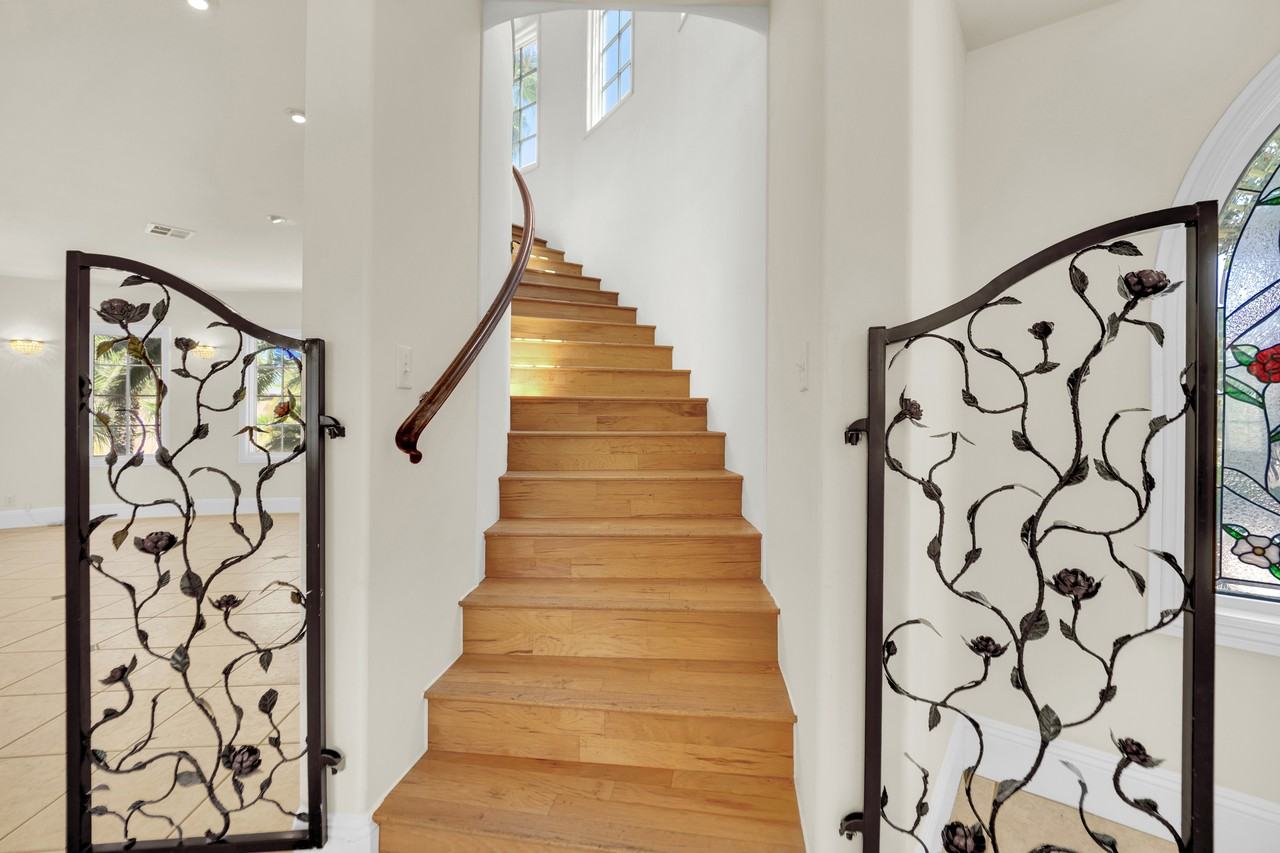1250 Shadow Ln #1 - Photo 3 of 50