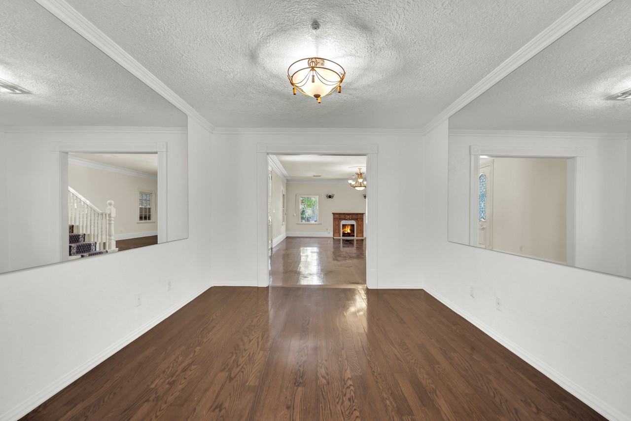 1250 Shadow Ln #1 - Photo 5 of 50