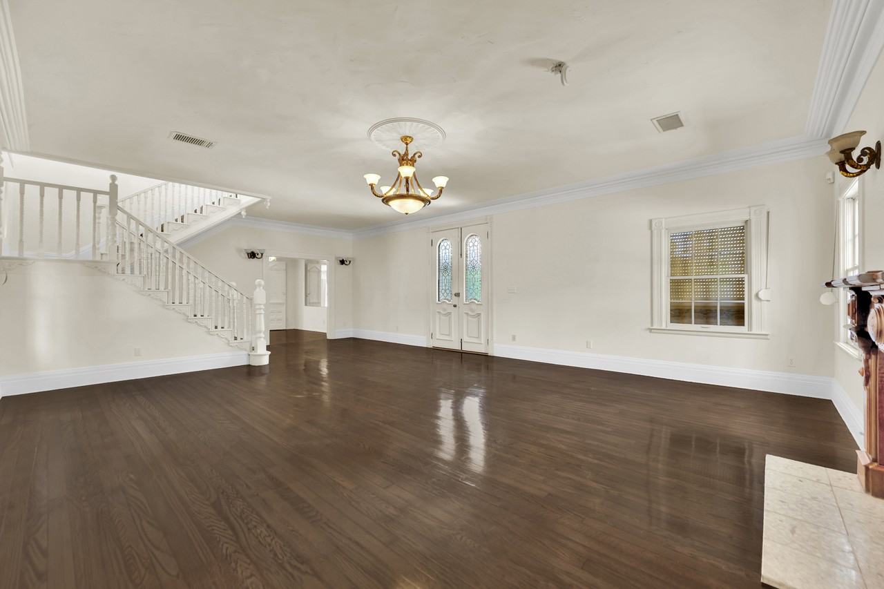 1250 Shadow Ln #1 - Photo 7 of 50