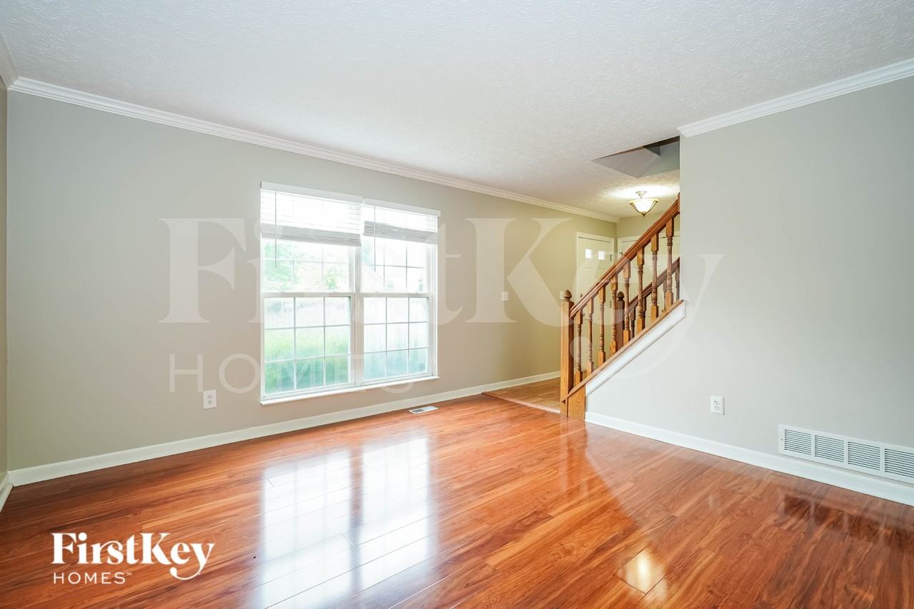 2894 Wynneleaf St - Photo 3 of 19