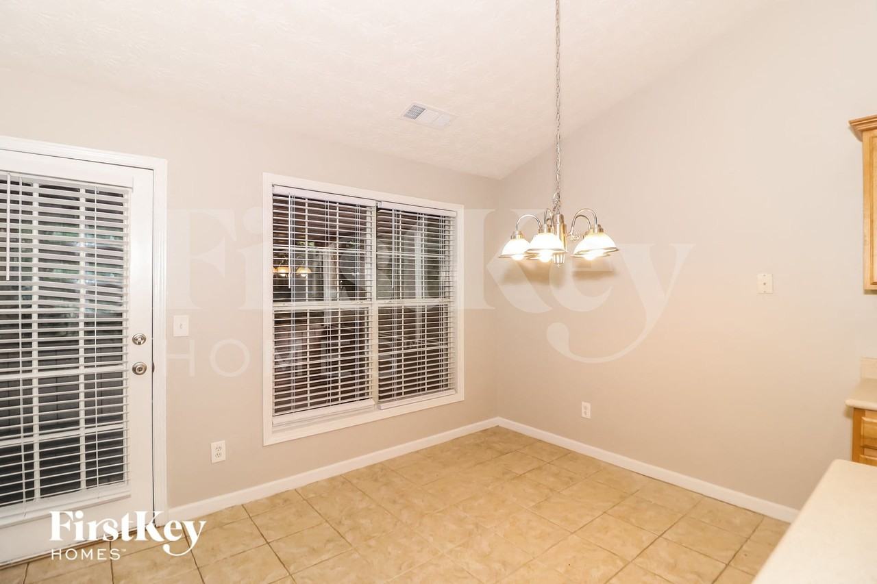 3310 Freedom Lndg Nw - Photo 5 of 15