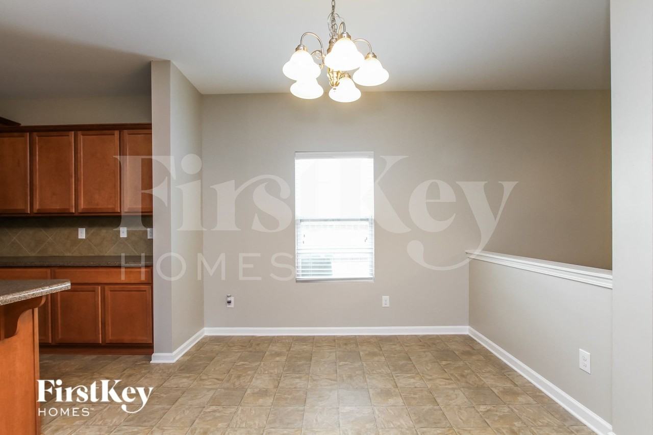 504 Landis Oak Way - Photo 7 of 16