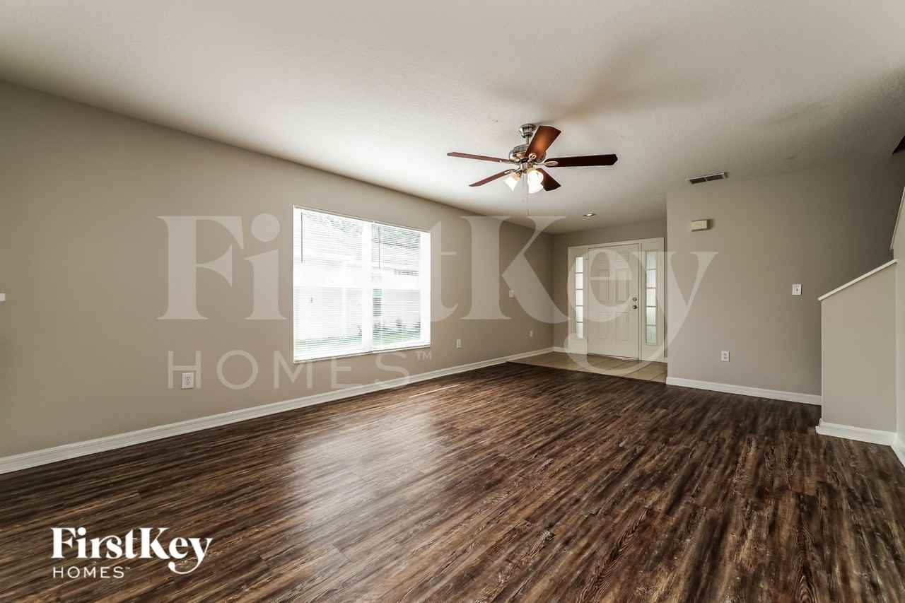 6173 Skylarkcrest Dr - Photo 2 of 19