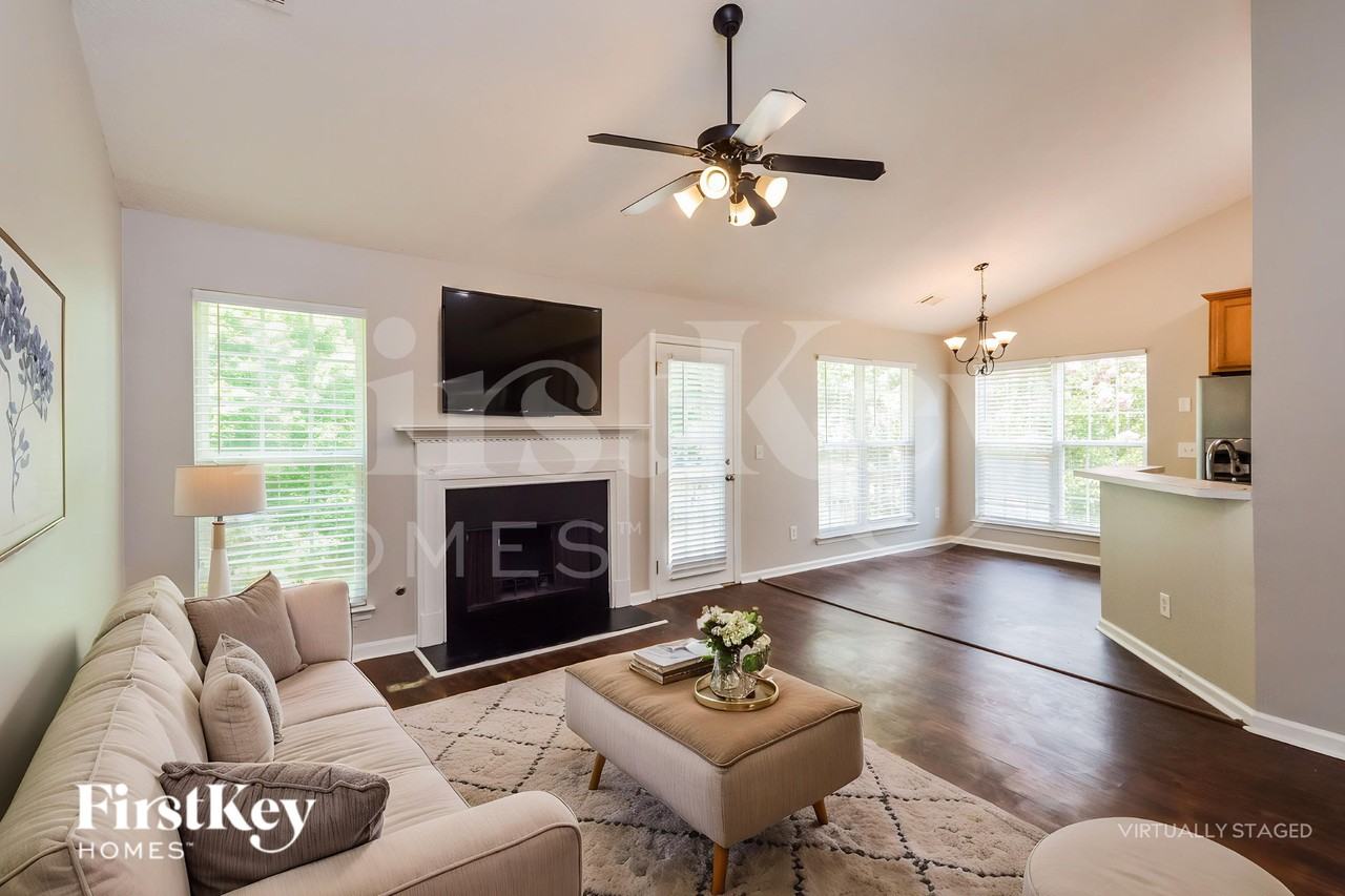 861 Summit Park Trl - Photo 3 of 18