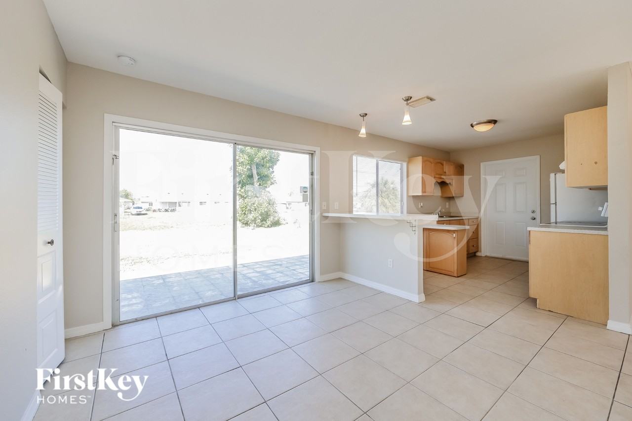 8344 Trionfo Ave - Photo 5 of 16