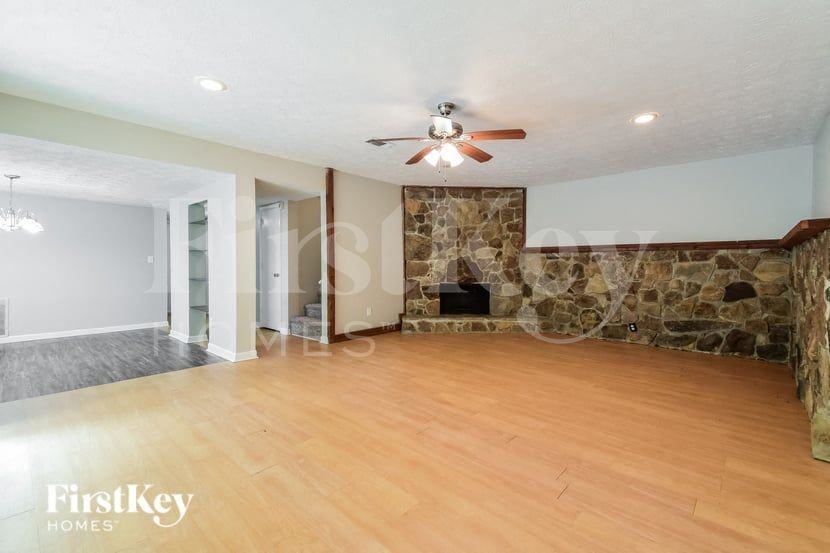 5515 N Fork Dr Sw - Photo 3 of 16