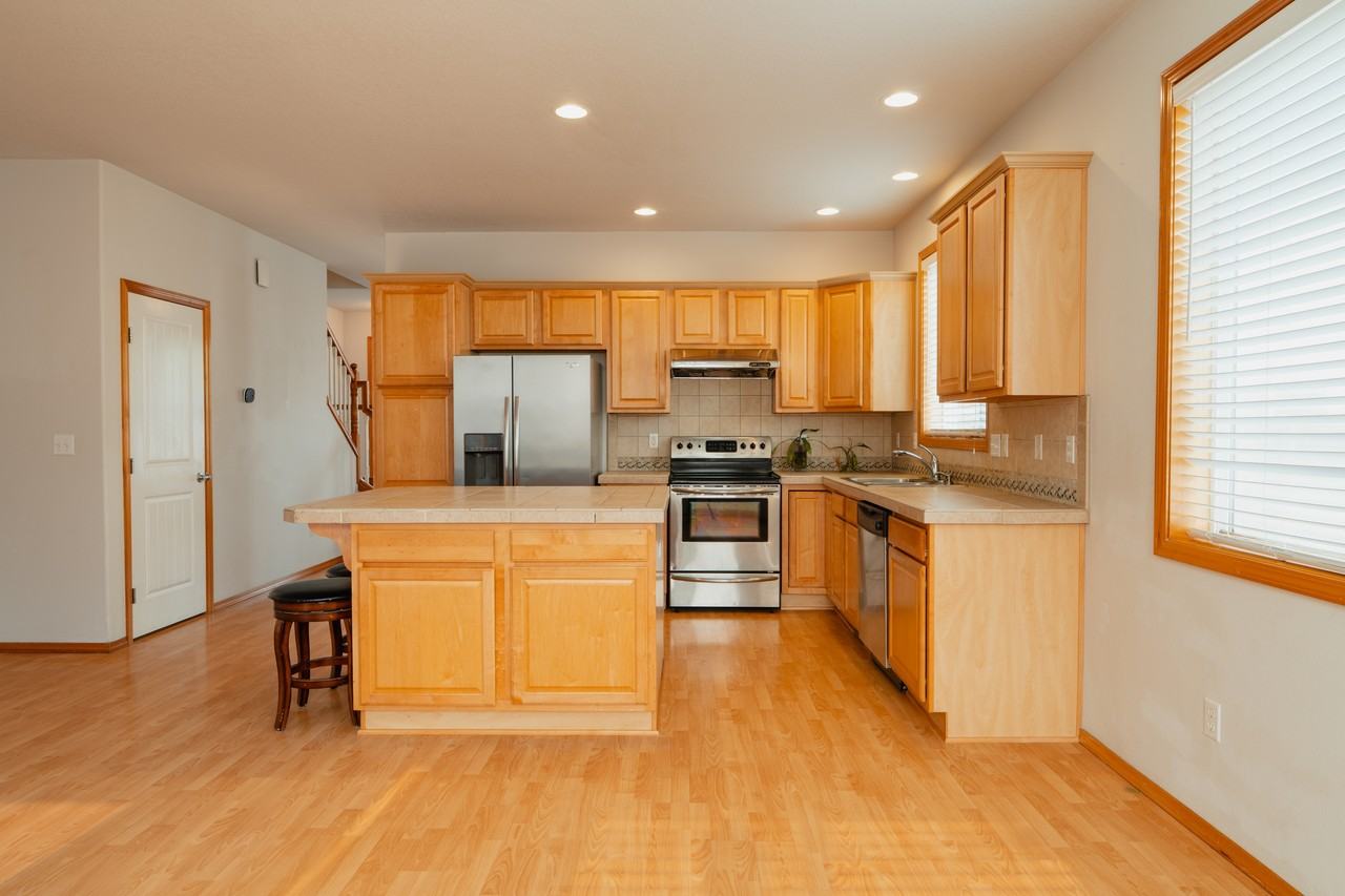 8451 Se 78th Pl #1 - Photo 5 of 13