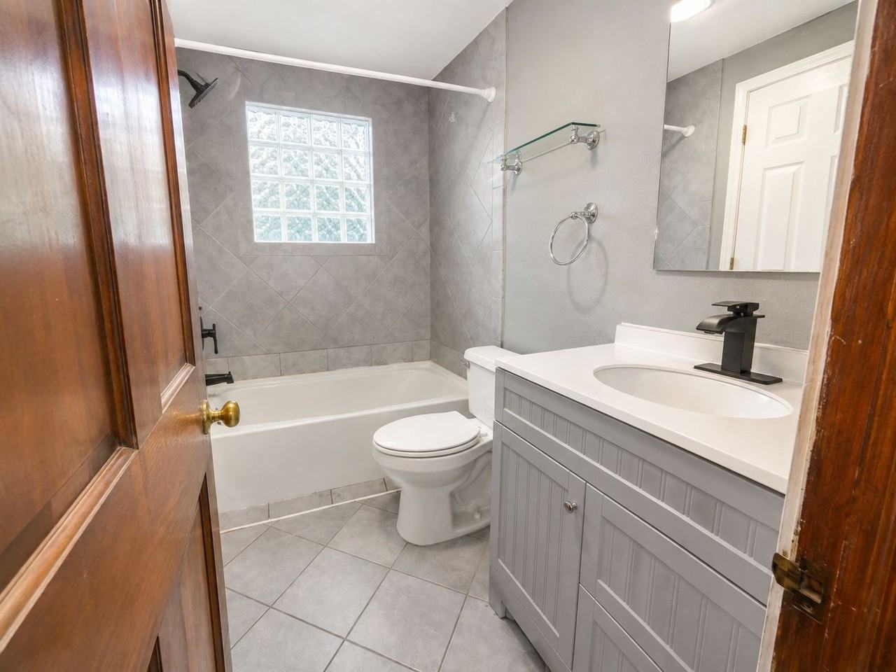 2768 Glenny Ln #1 - Photo 4 of 9