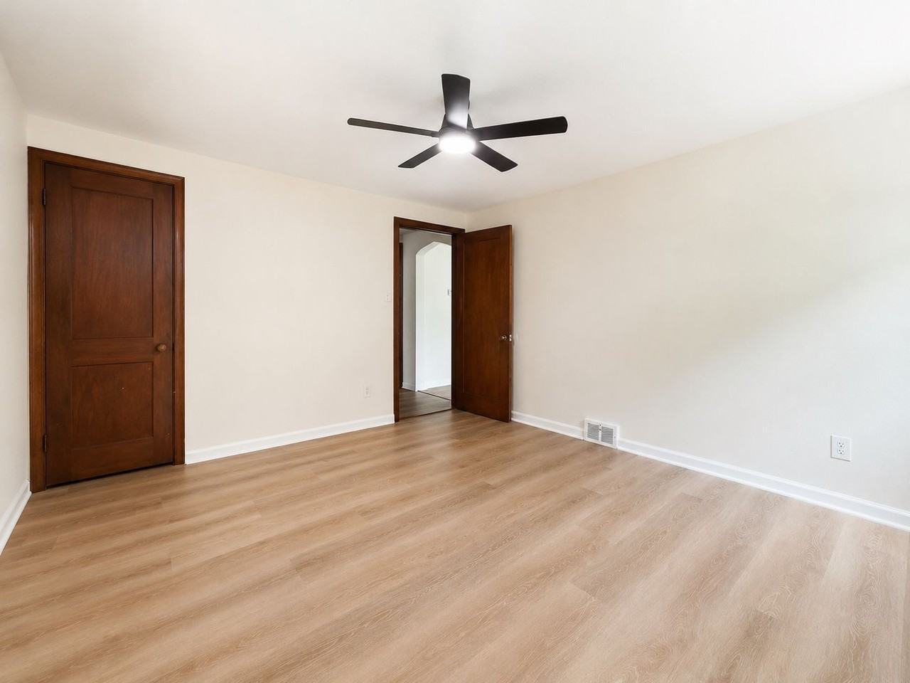 2768 Glenny Ln #1 - Photo 6 of 9