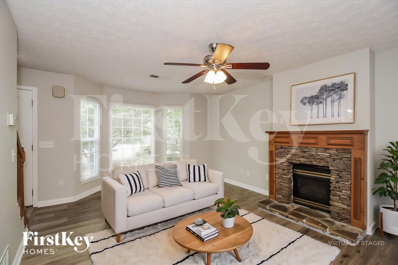 4244 Wexford Downs Way - Photo 4 of 18