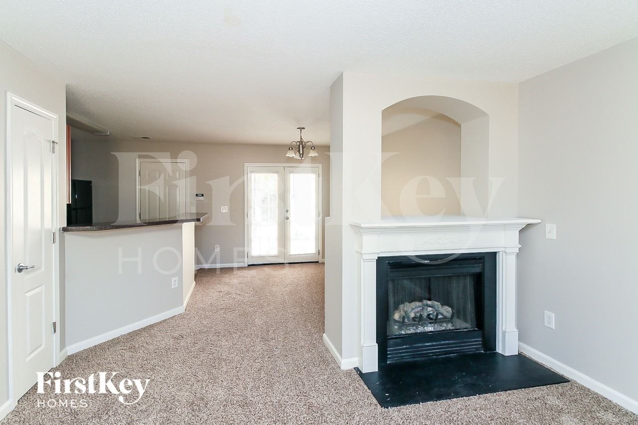 3585 Parc Cir Sw - Photo 5 of 18