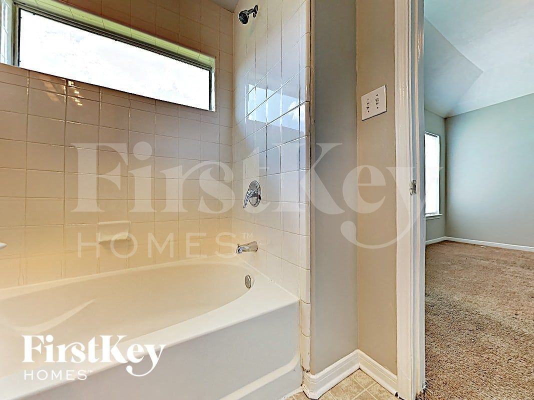 18907 Bressingham Dr - Photo 6 of 13