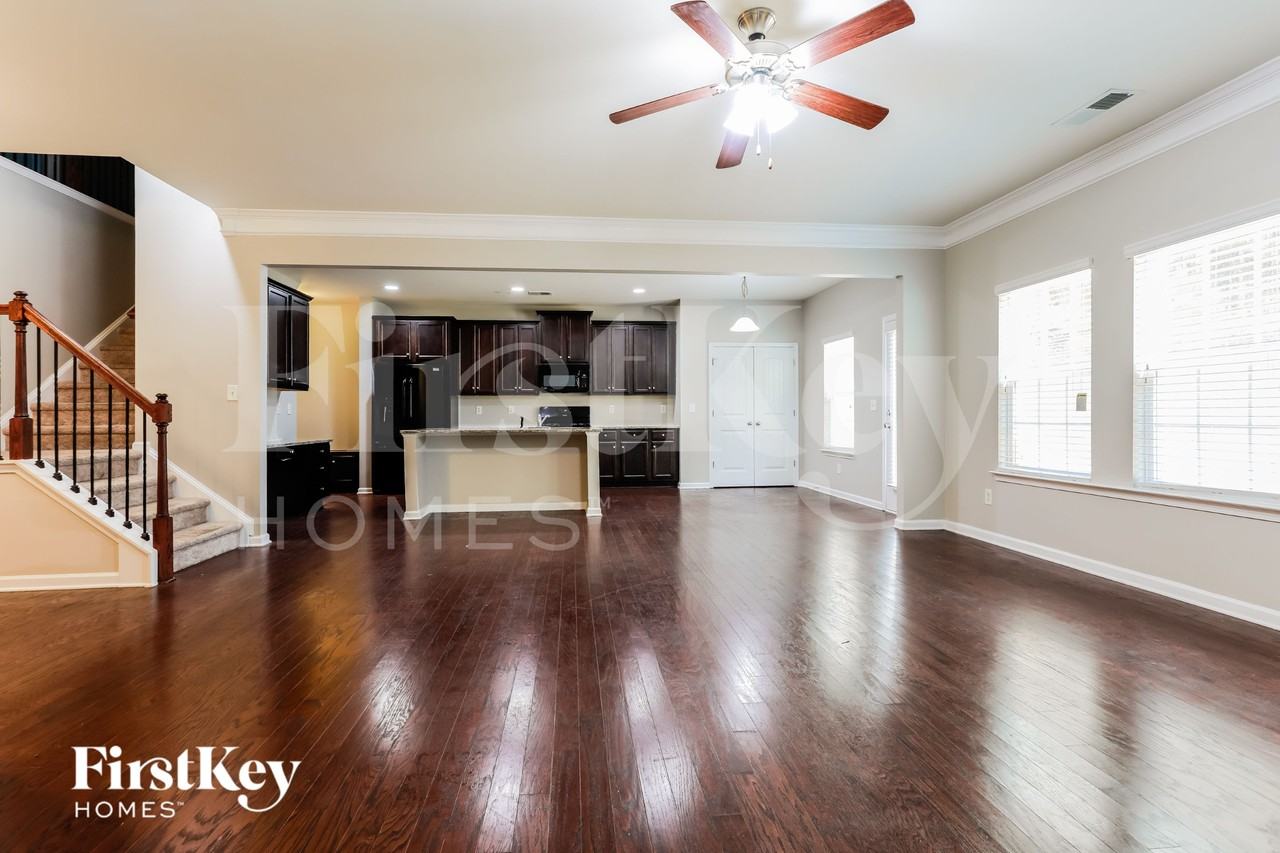 1253 Creek Top Rd - Photo 4 of 18