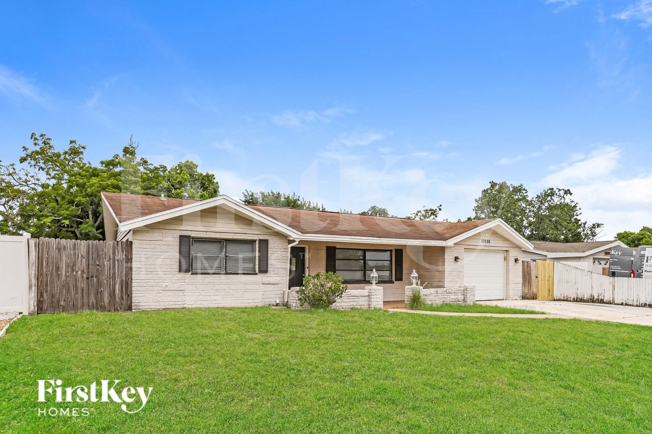10805 Piccadilly Rd - Photo 2 of 20