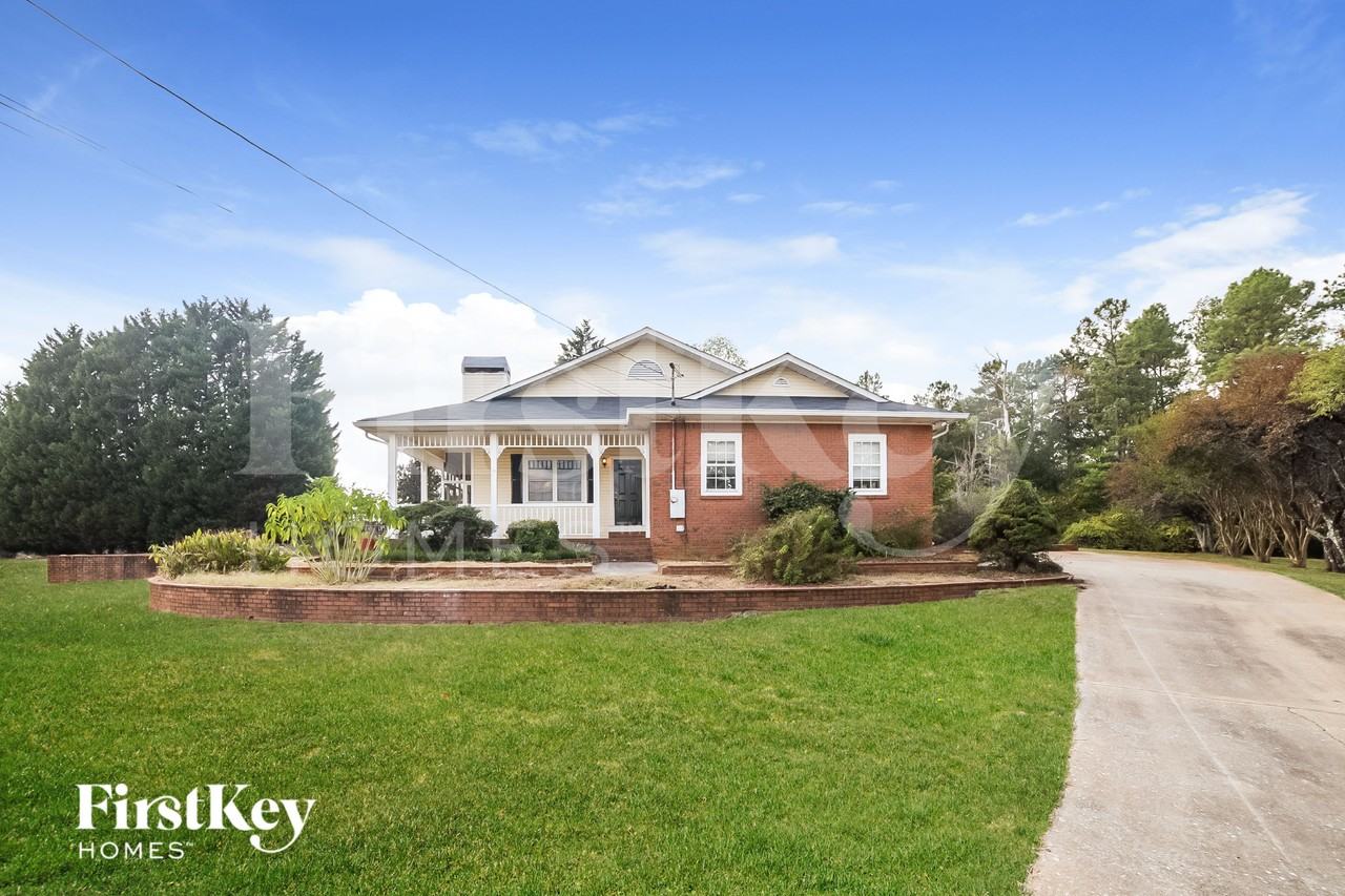 1 White Pines Dr