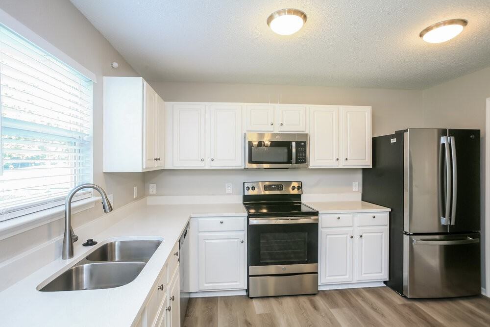 6330 Alonzo Dr - Photo 7 of 17