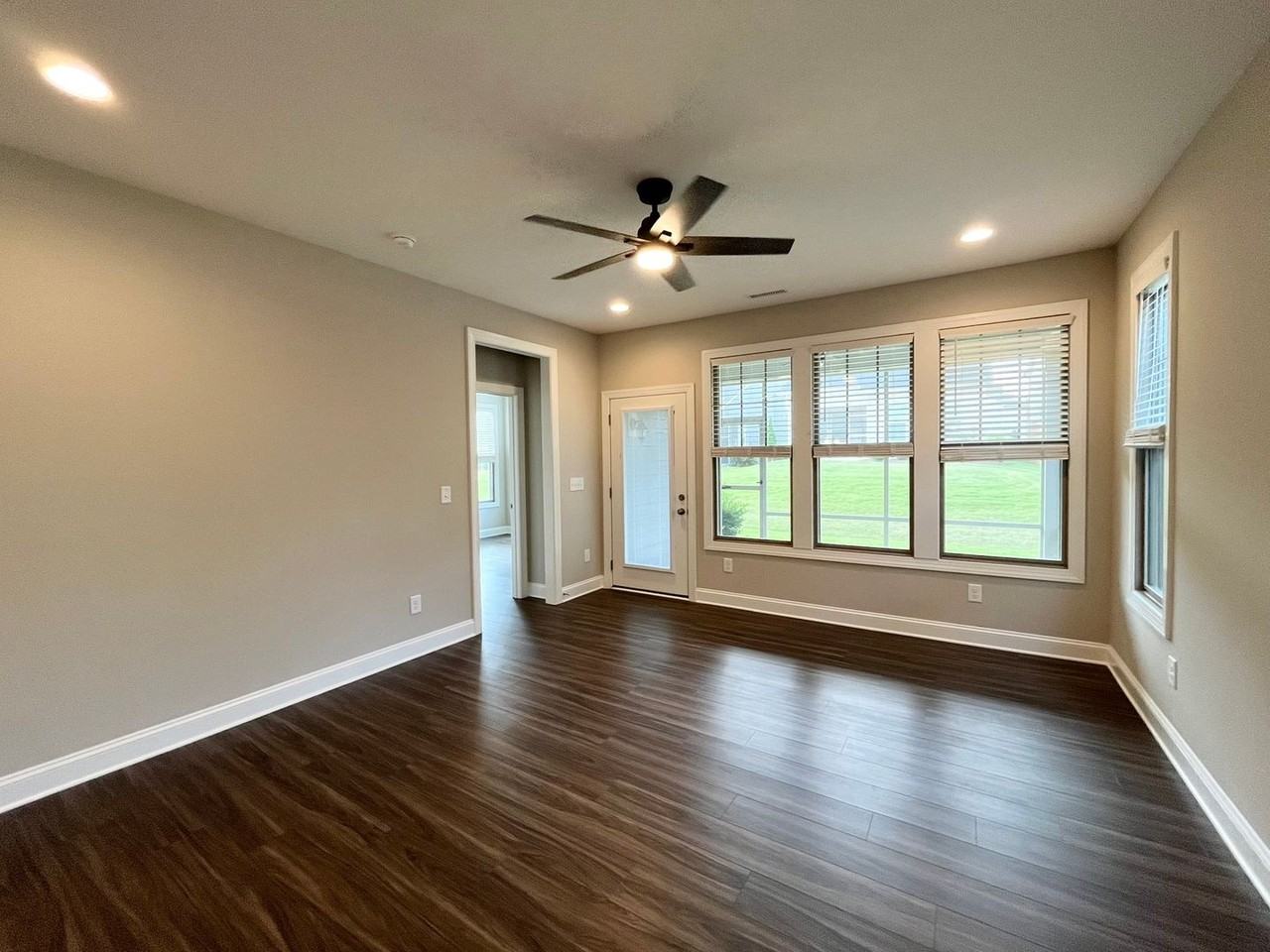 1002 Greatland Rd - Photo 7 of 27