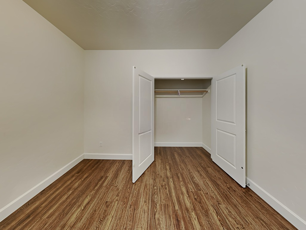 3452 South Bartlett Way - Photo 5 of 6