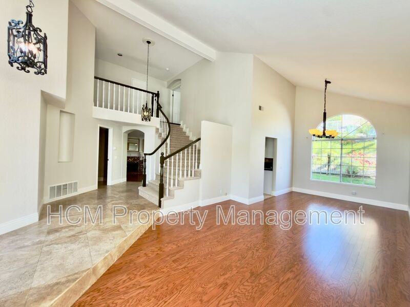 26796 Baronet - Photo 3 of 24
