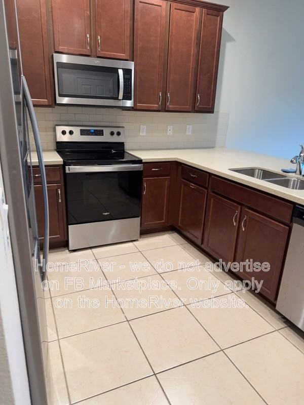 13411 Gorgona Isle Dr - Photo 4 of 25