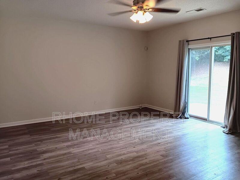 5509 Sable Way - Photo 5 of 17
