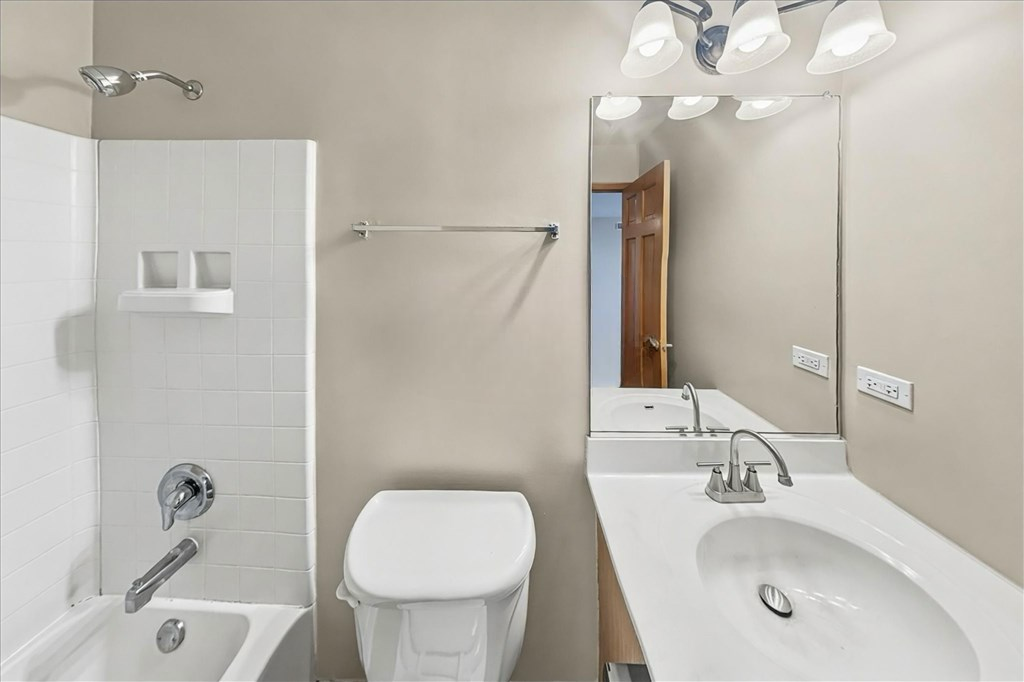 5045 Pelican Street - Photo 4 of 4