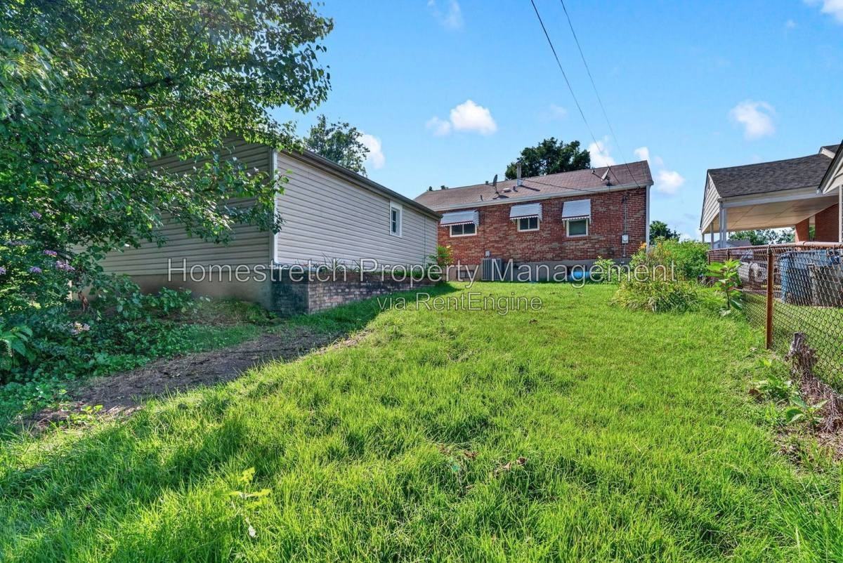 9826 Ravensbrook Dr - Photo 7 of 10