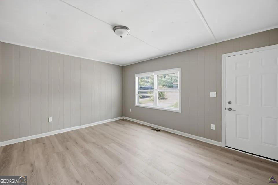 427 Gun Club Rd - Photo 4 of 26