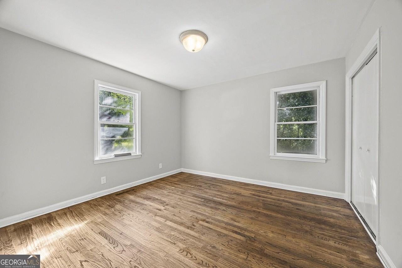 685 Wimbish Rd - Photo 6 of 14
