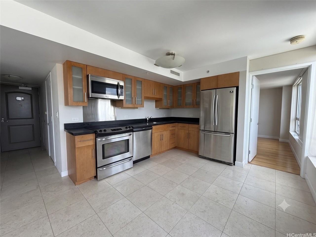 1009 Kapiolani Blvd #2810 - Photo 2 of 9