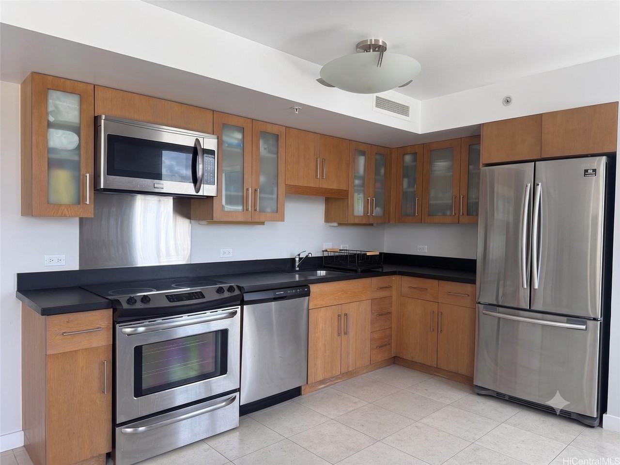 1009 Kapiolani Blvd #2810 - Photo 3 of 9