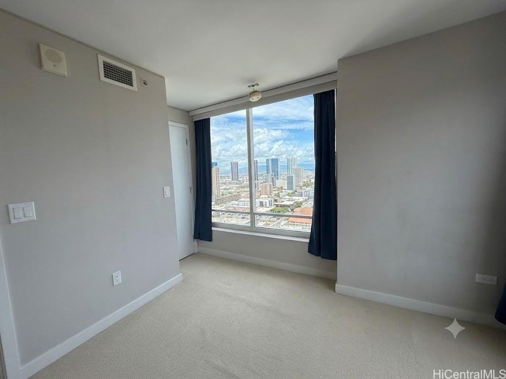 1009 Kapiolani Blvd #2810 - Photo 6 of 9