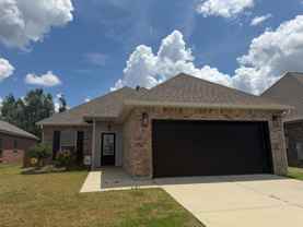 106 Lightbourne Dr - Photo 1 of 1