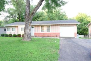 featured image of 1504 N 75th Dr