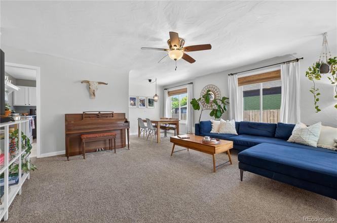 210 S Bryant St - Photo 3 of 28