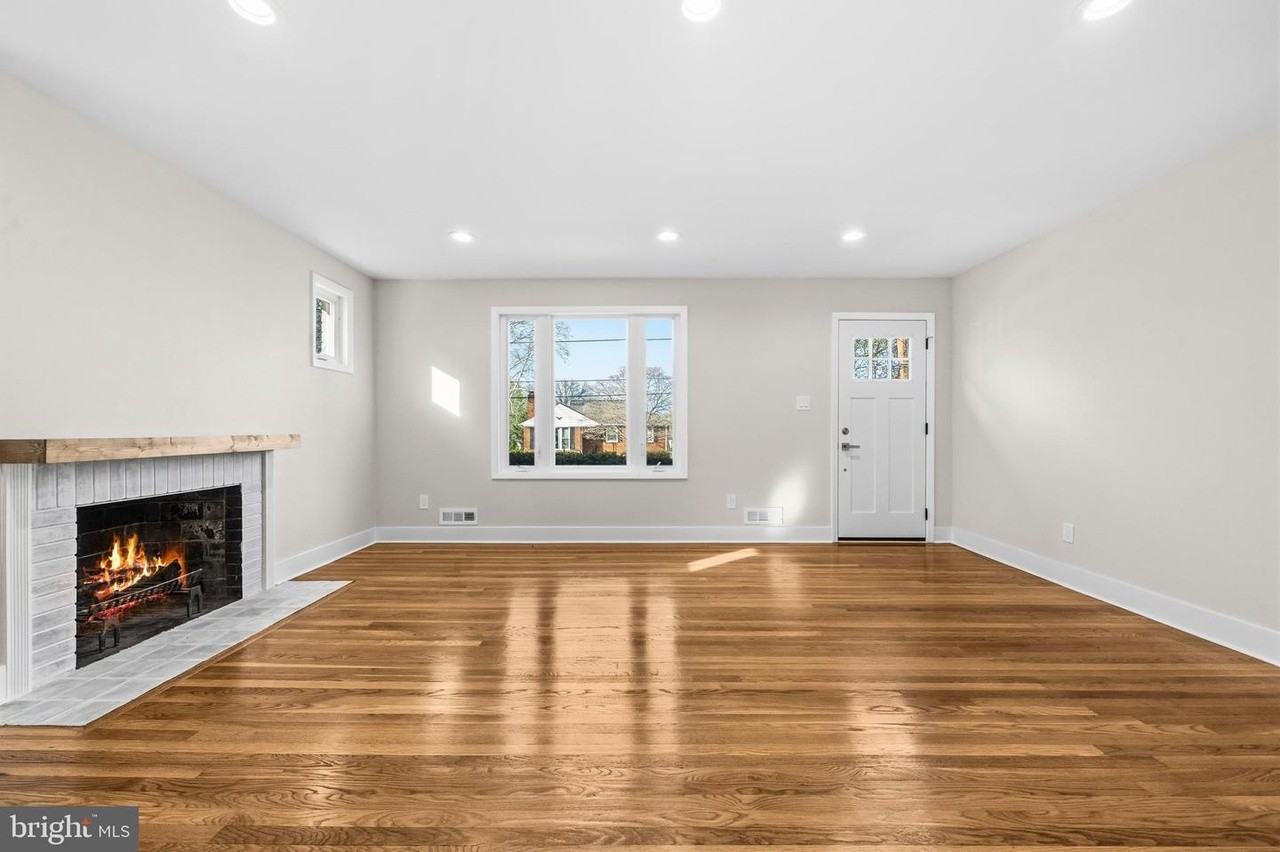 3608 Janet Rd - Photo 7 of 37